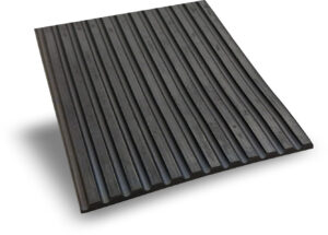 Rihlamatto leveärihlainen